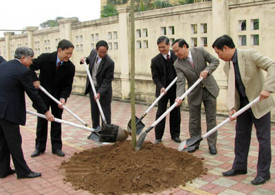 Phát động tết trồng cây Đời đời nhớ ơn Bác Hồ